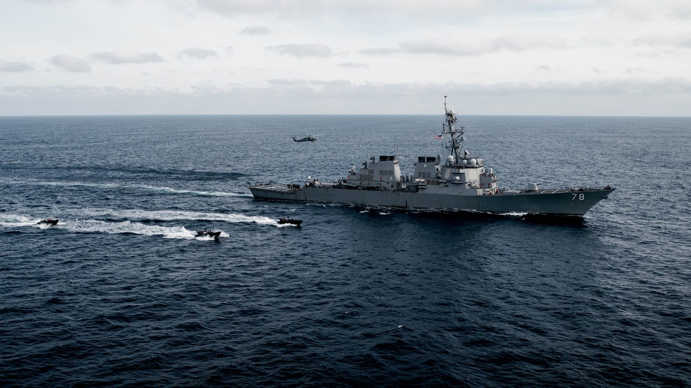 Porter Participates in VBSS drills with Argentine Navy