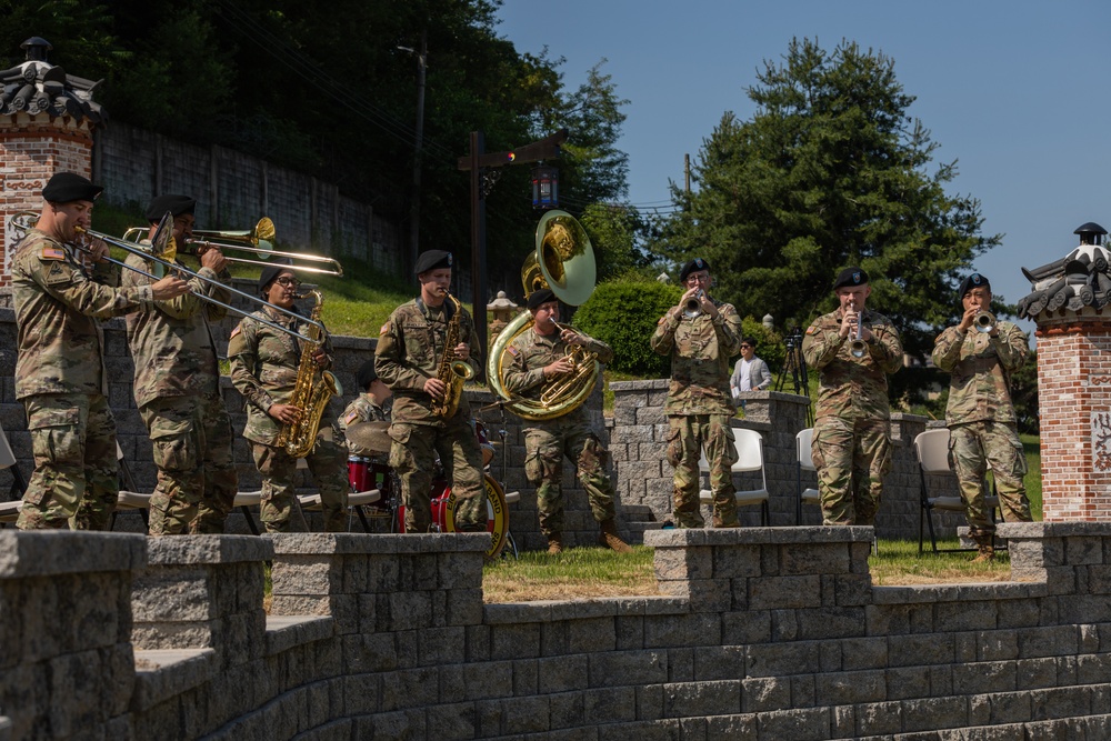 U.S. Garrison Yongsan-Casey Change of Command