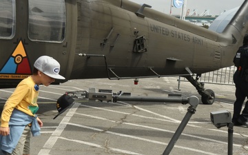Army Meets Navy at LA Fleet Week
