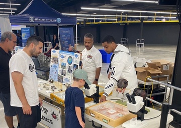 Navy Entomology Center of Excellence Makes Debut at Fleet Week Miami