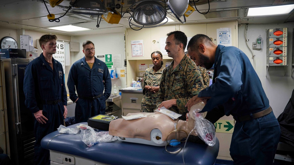 240614 – Basic Lifesaving Course aboard USS Harpers Ferry