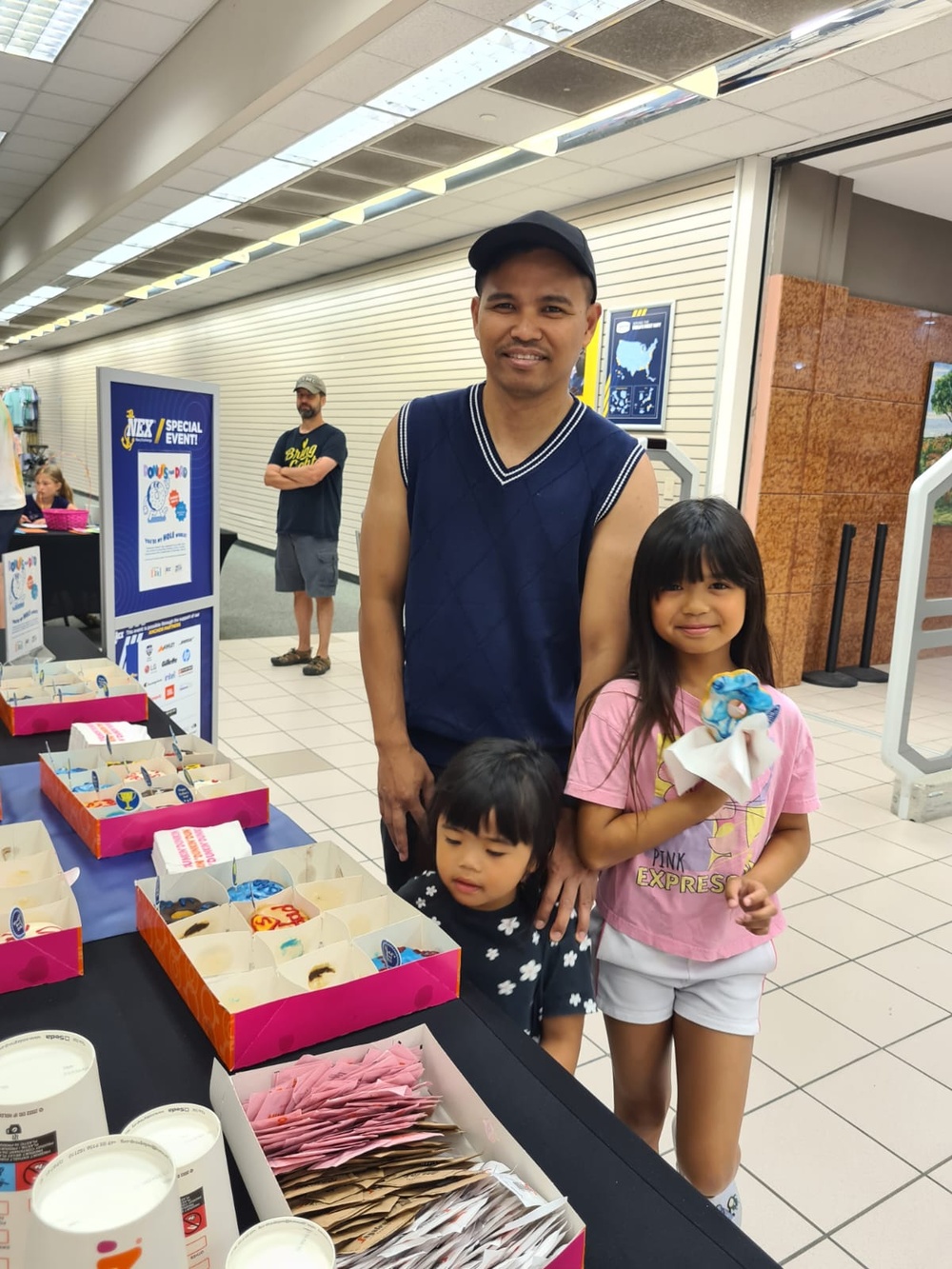 Dads honored at Navy Exchange events worldwide