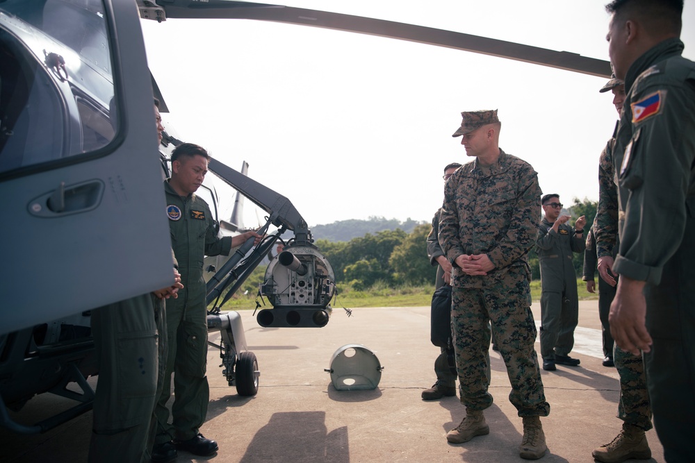 MASA: U.S. Marine leadership observes PMC close air support training