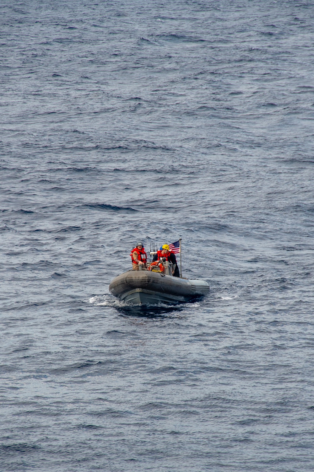 USS Ronald Reagan (CVN 76)  Sailors conduct small boat operations