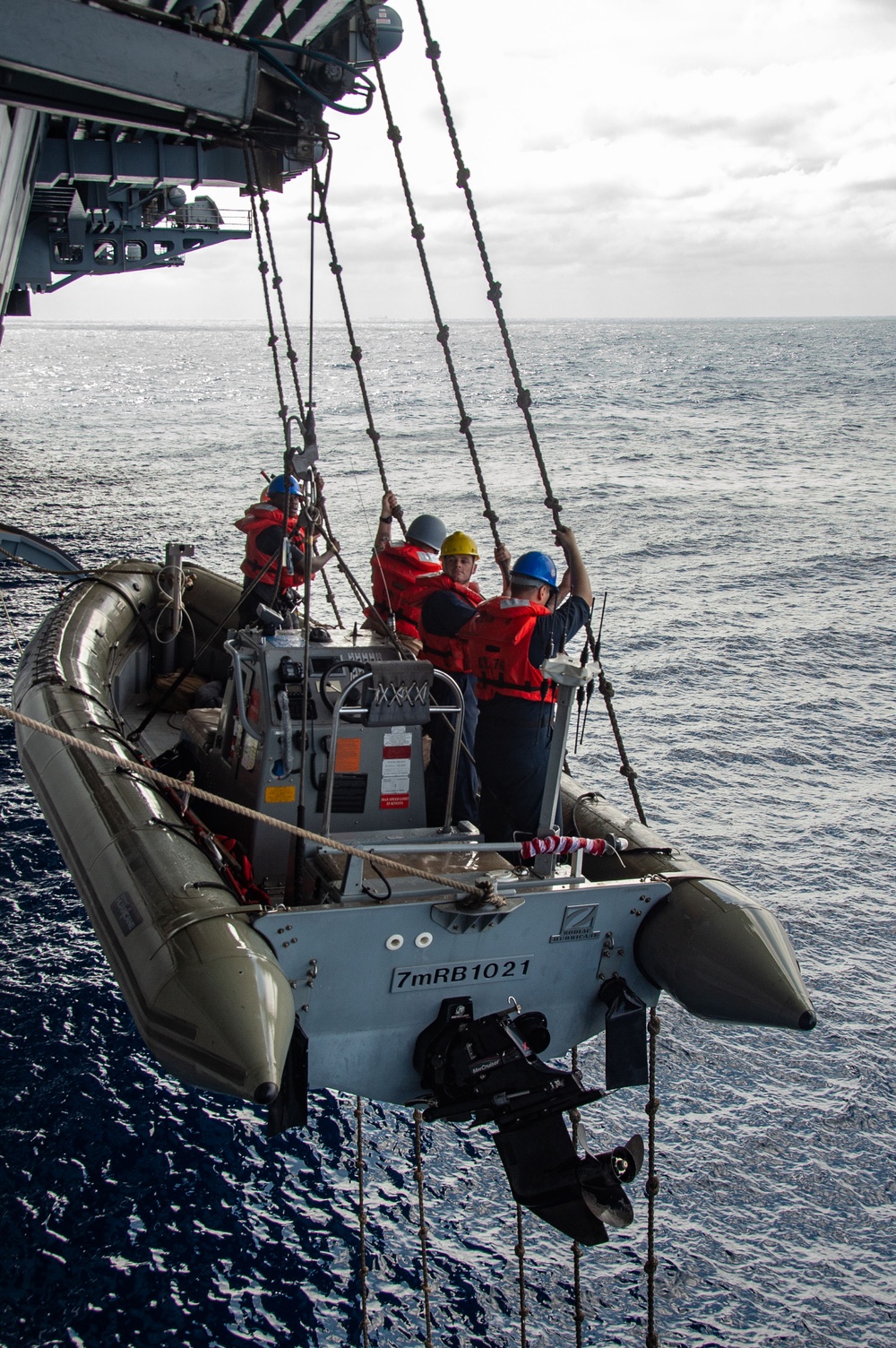 USS Ronald Reagan (CVN 76)  Sailors conduct small boat operations