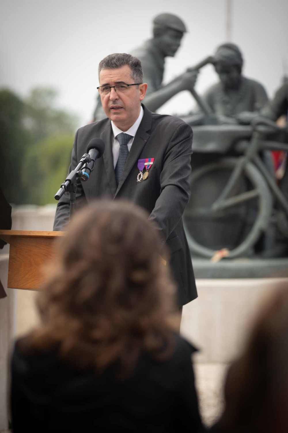 SOCEUR and USASFC honor French resistance during a ceremony at Sainte-Marie-du-Mont