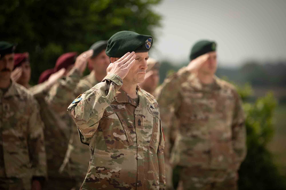 SOCEUR and USASFC honor French resistance during a ceremony at Sainte-Marie-du-Mont