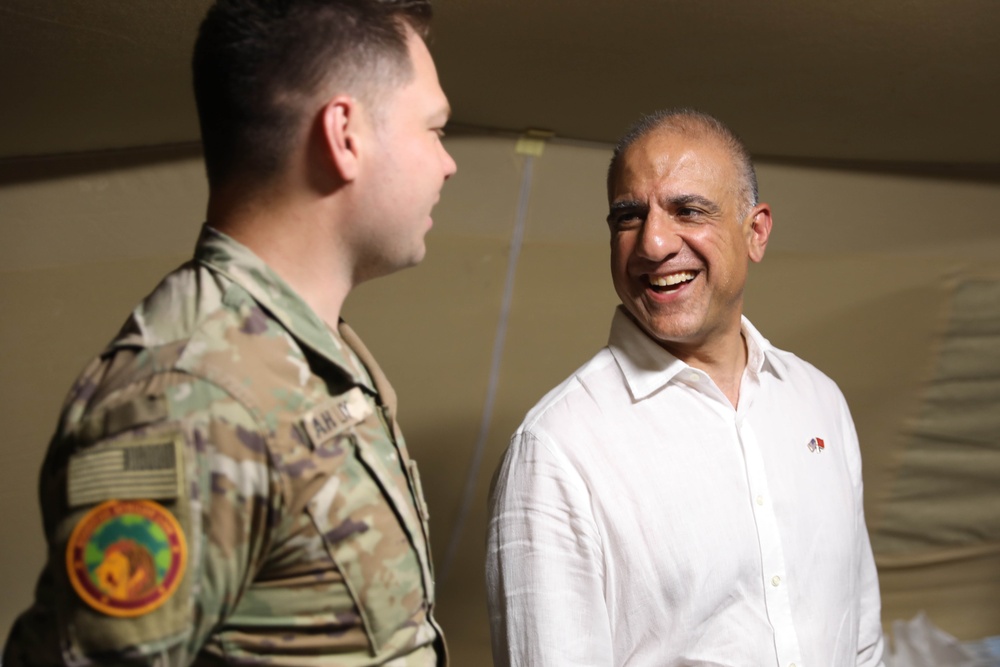 US Ambassador greets Utah National Guard Sergeant at field hospital
