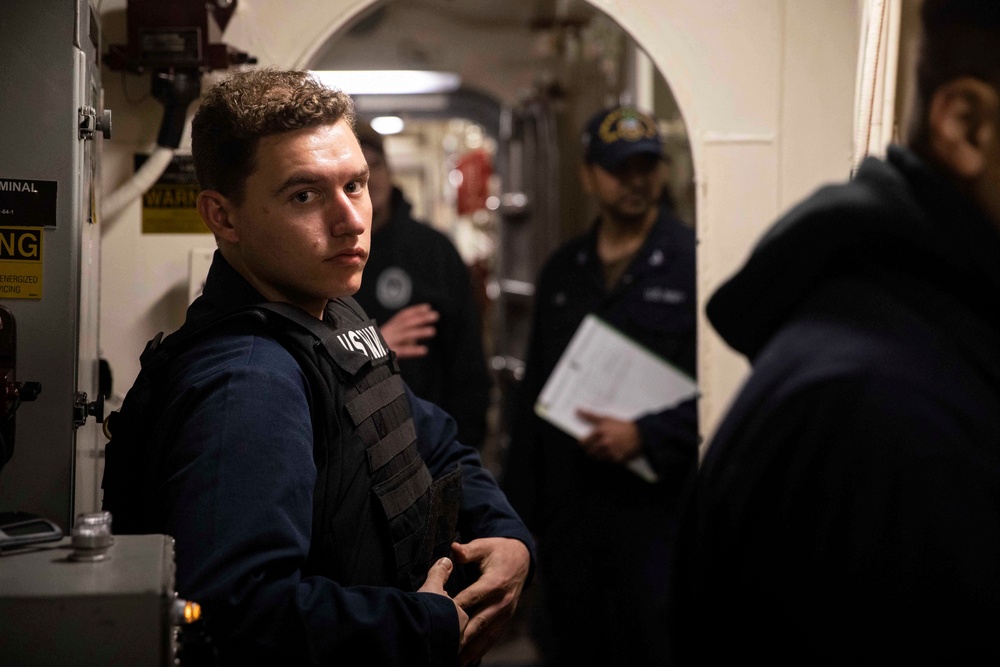 USS Ralph Johnson Conducts Anti-Terrorism Drill