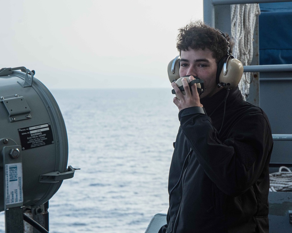 USS Ronald Reagan (CVN 76) Sailors stand watch in the pilot house