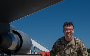 157th ARW POL FUELING THE FIGHT