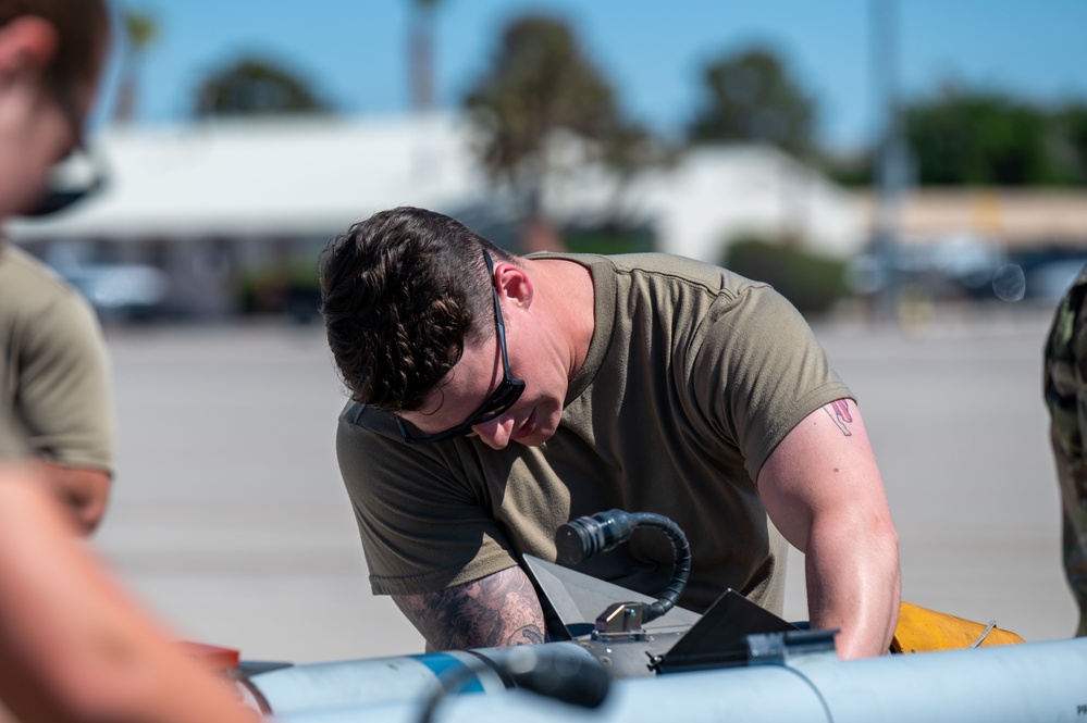 DVIDS - Images - Reservists, Multi-Capable Airmen demonstrate Agile ...