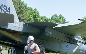 104th Fighter Wing conducts joint crashed, damaged, disabled, aircraft recovery training
