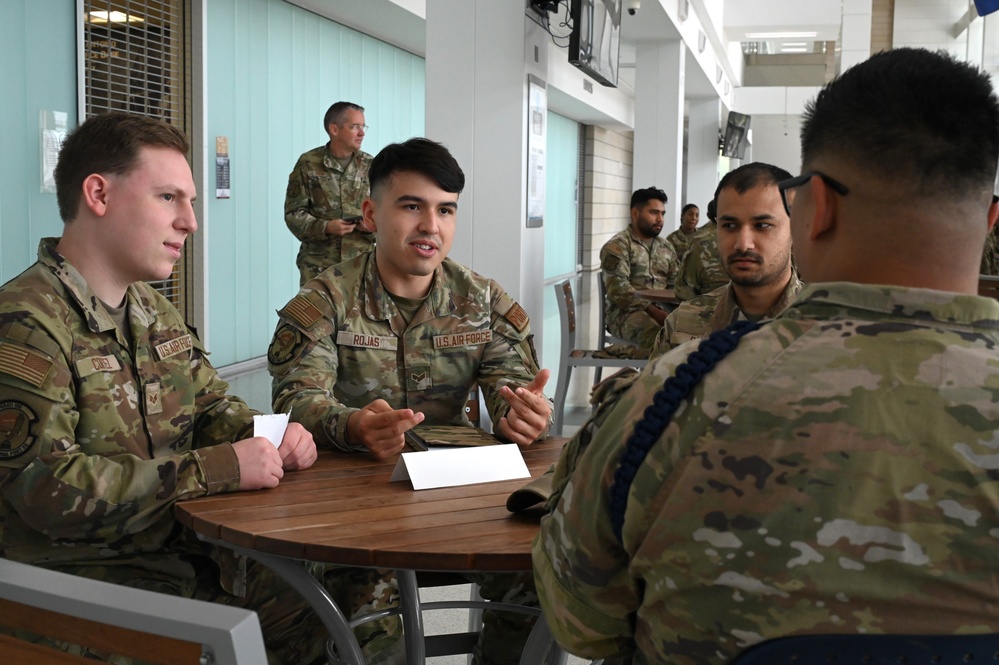 433rd Airlift Wing Chiefs' Group Hosts Speed Mentoring Event for Airmen