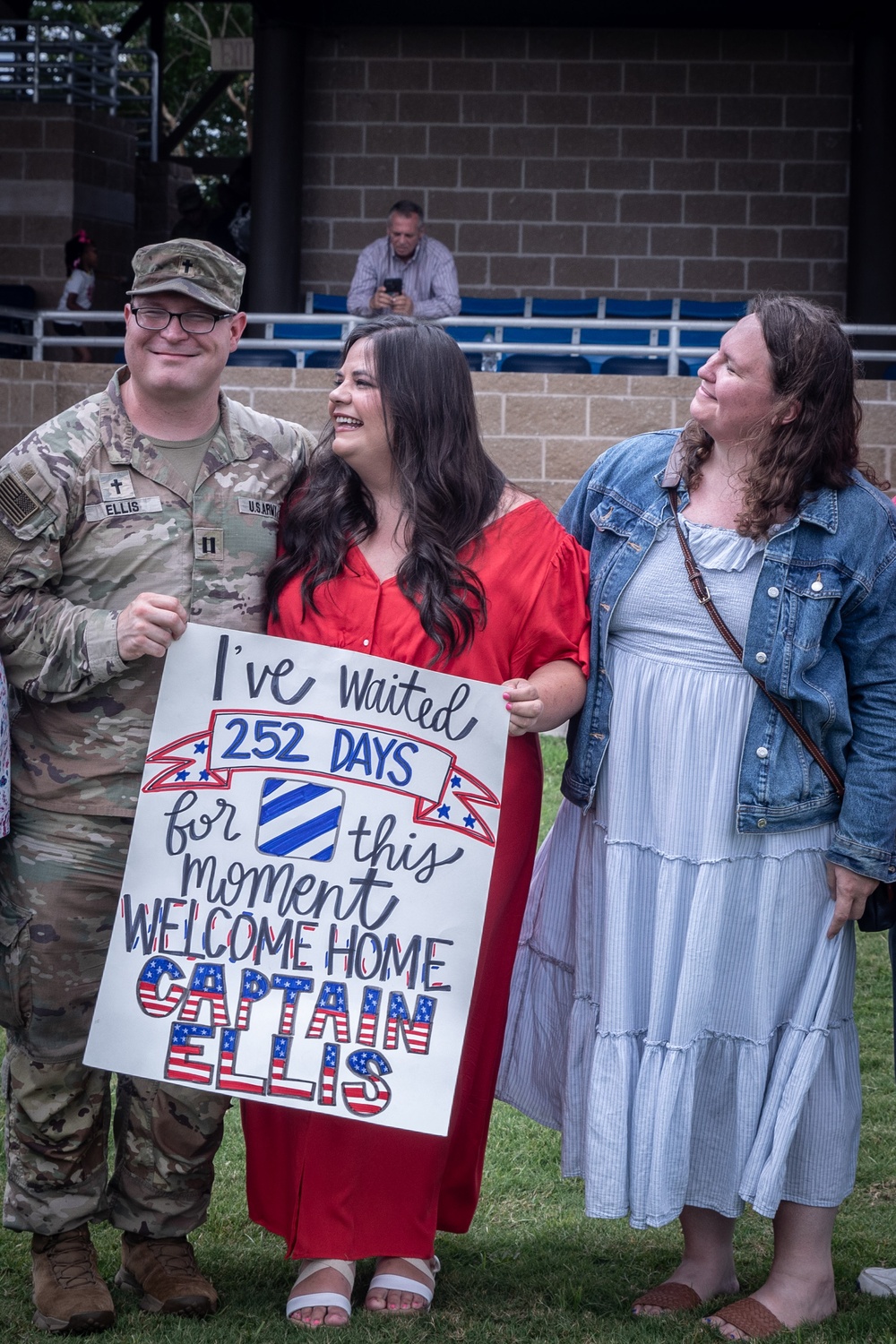 Fort Stewart 2nd Brigade Soldiers reunite with Families