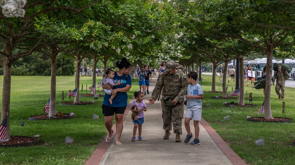 Fort Stewart 2nd Brigade Soldiers reunite with Families