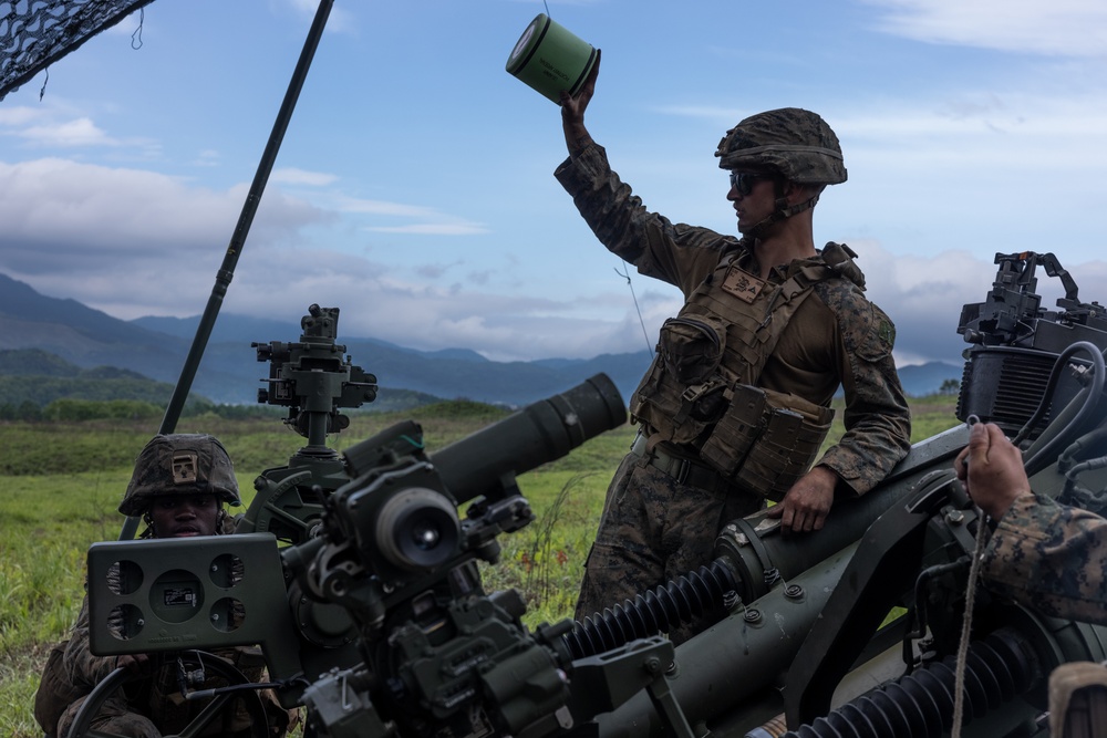  3/12 fires M777 during ARTP 24.1