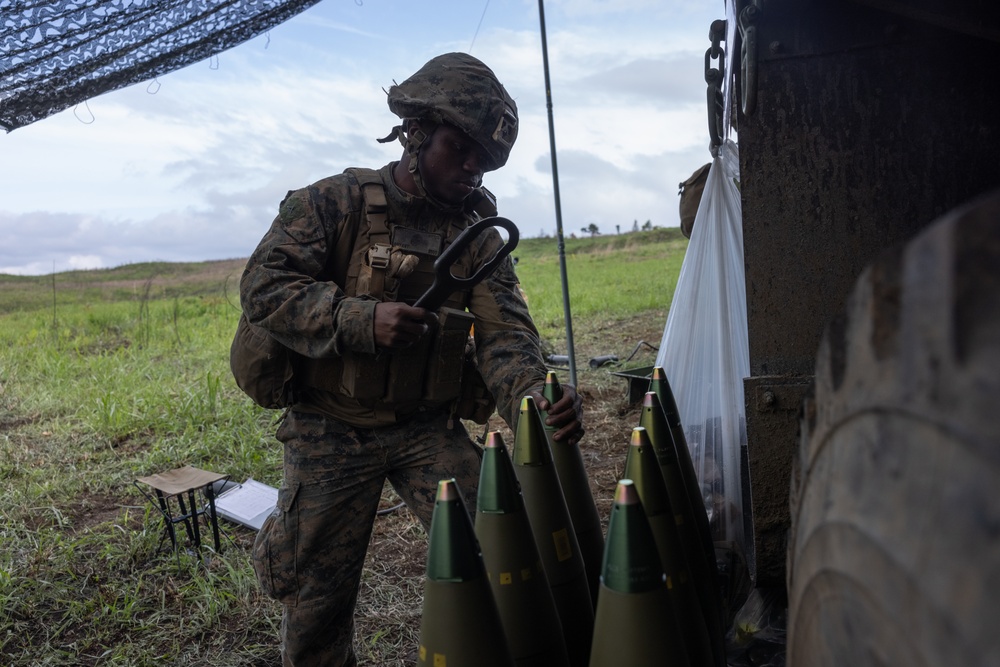  3/12 fires M777 during ARTP 24.1