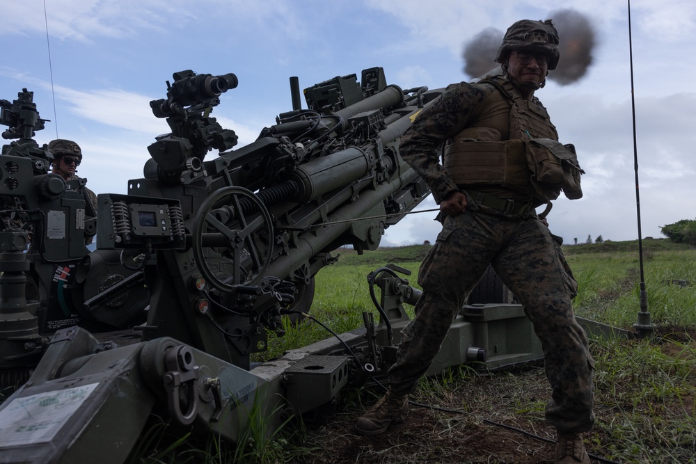  3/12 fires M777 during ARTP 24.1