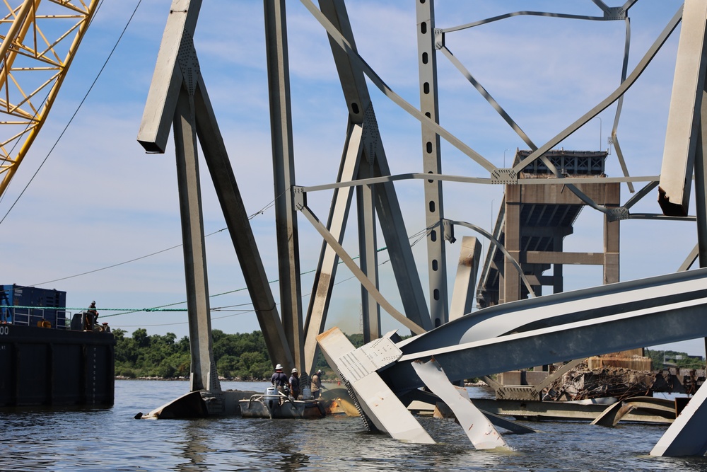 Unified Command nears complete restoration of Baltimore's federal channel