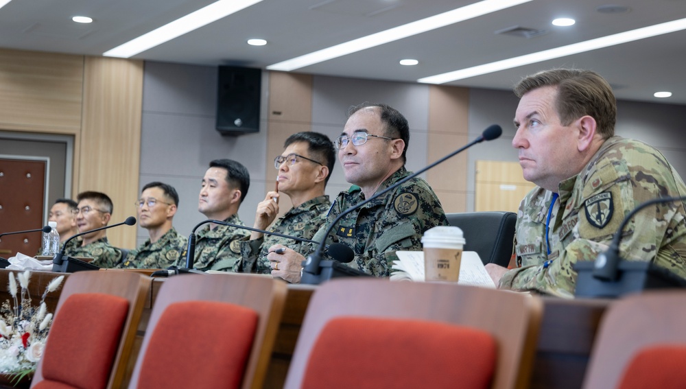 School of Advanced Military Studies participate in academic broadening with combined special operations units in Korea