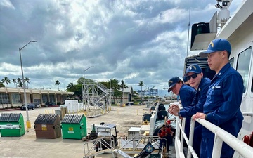 USCGC Myrtle Hazard arrives in Honolulu for drydock