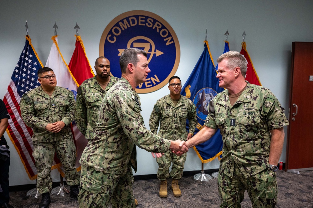 CDRUSINDOPACOM meets with U.S. service members while in Singapore