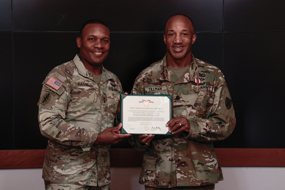 Lt. Col. Jermon Tillman PCS award ceremony
