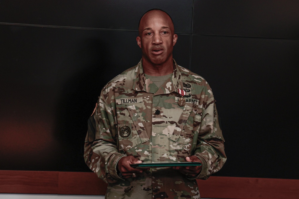 Lt. Col. Jermon Tillman PCS award ceremony