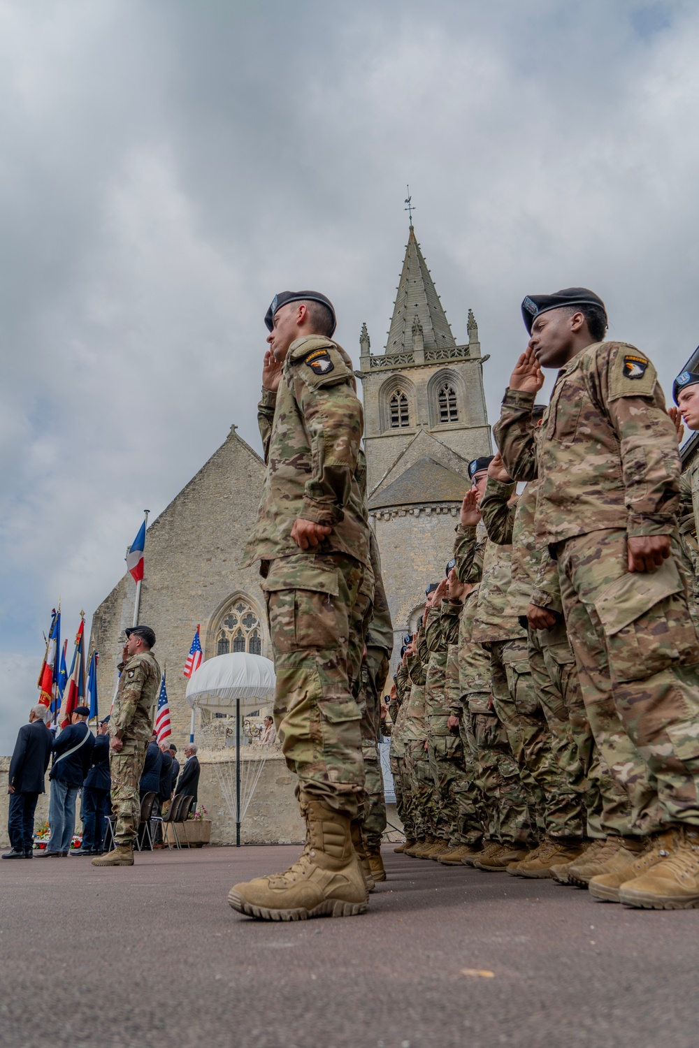 Saint-Côme-du-Mont Ceremony