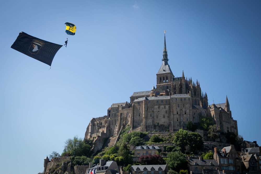 D-Day demonstrations at Mont Saint-Michel