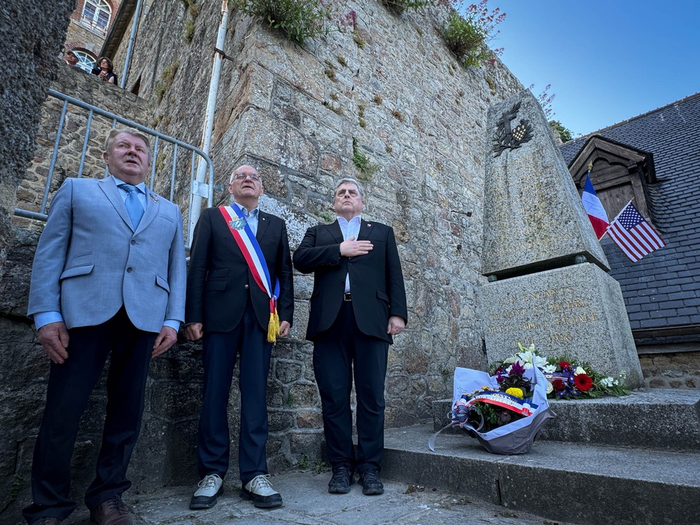 D-Day demonstrations at Mont Saint-Michel