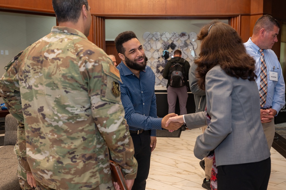 Collaboration key to successful hiring event