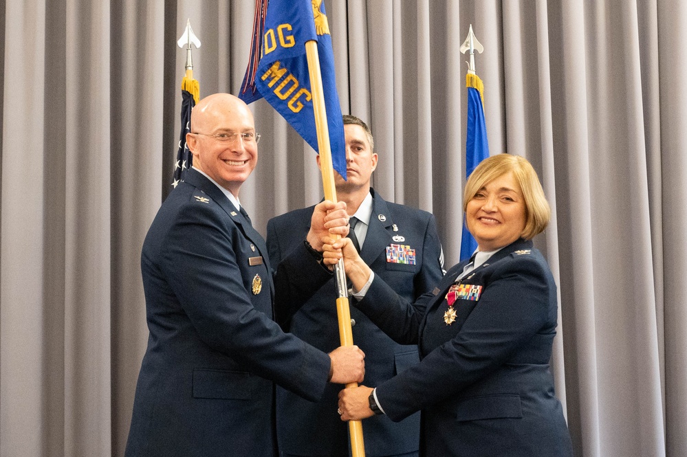 Elder Takes Command of the 436th MDG