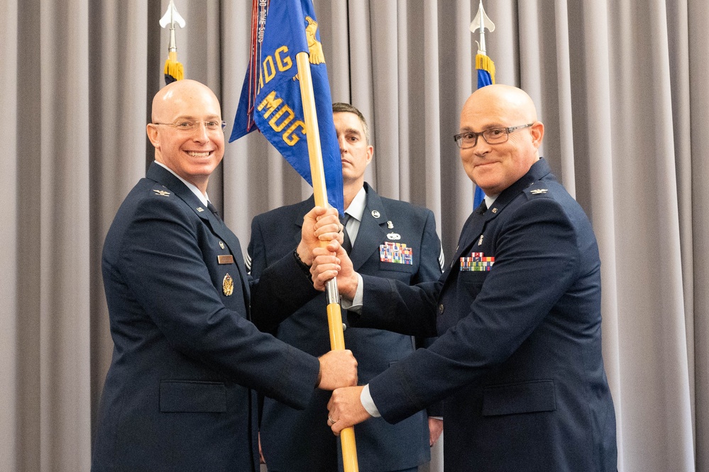 Elder Takes Command of the 436th MDG