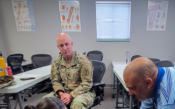 Fort Campbell Vet Teaches K9 Casualty Care