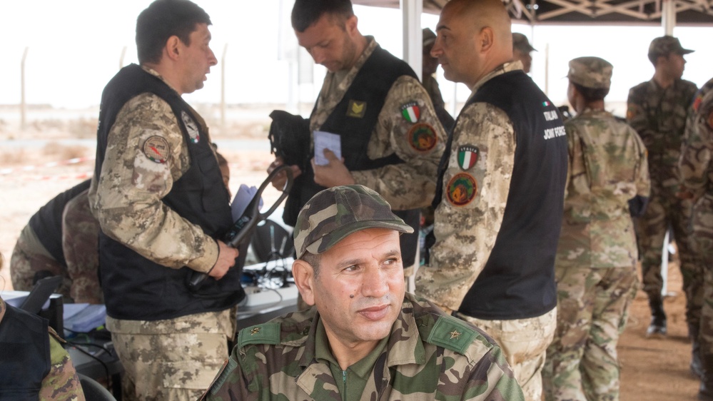 Italian Joint Force Headquarters simulates non-combatant evacuation operations at African Lion