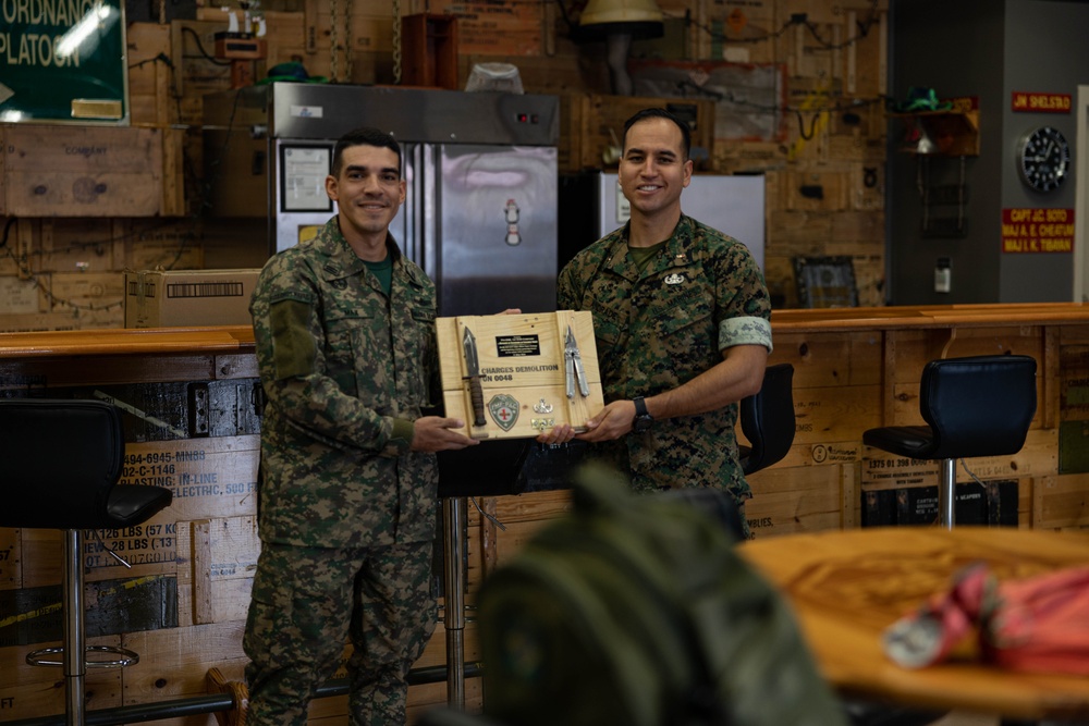 EOD Company participates and exchanges gifts with Brazilian Marines after a Subject Matter Expert Exchange