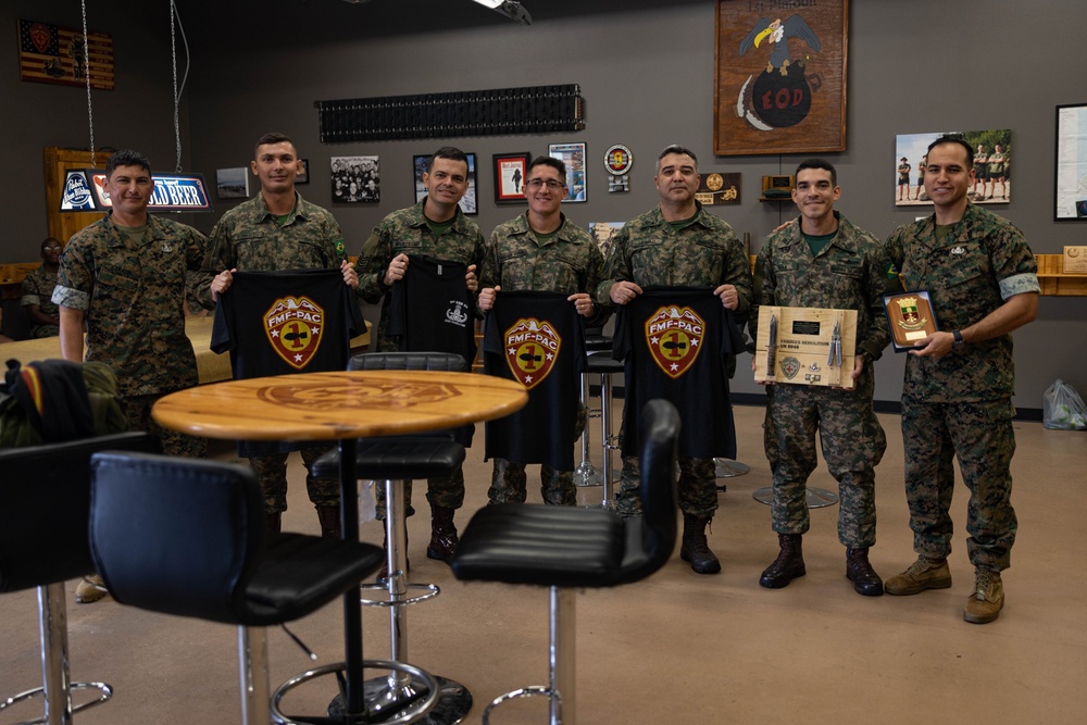 EOD Company participates and exchanges gifts with Brazilian Marines after a Subject Matter Expert Exchange