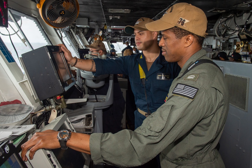 USS Ronald Reagan (CVN 76) Sailors stand  watch in the pilot house