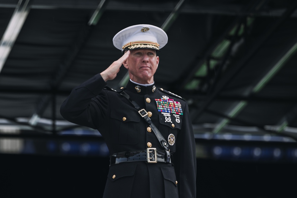 39th Commandant, Gen. Smith, Speaks at Naval Academy Graduation