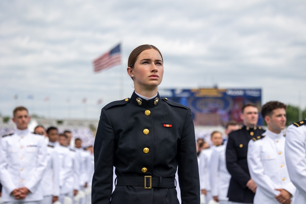 39th Commandant, Gen. Smith, Speaks at Naval Academy Graduation