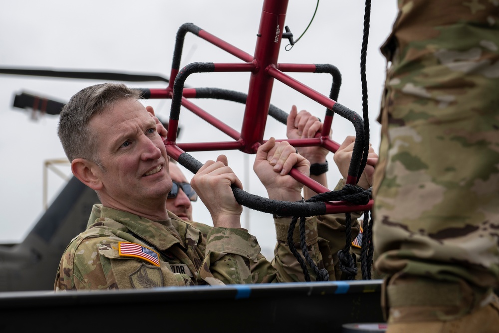 RS24: 1st Battalion / 150th Aviation Regiment prepares UH-60M Black Hawk for operations