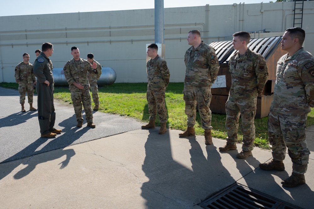 15th Air Force leadership visits SJAFB