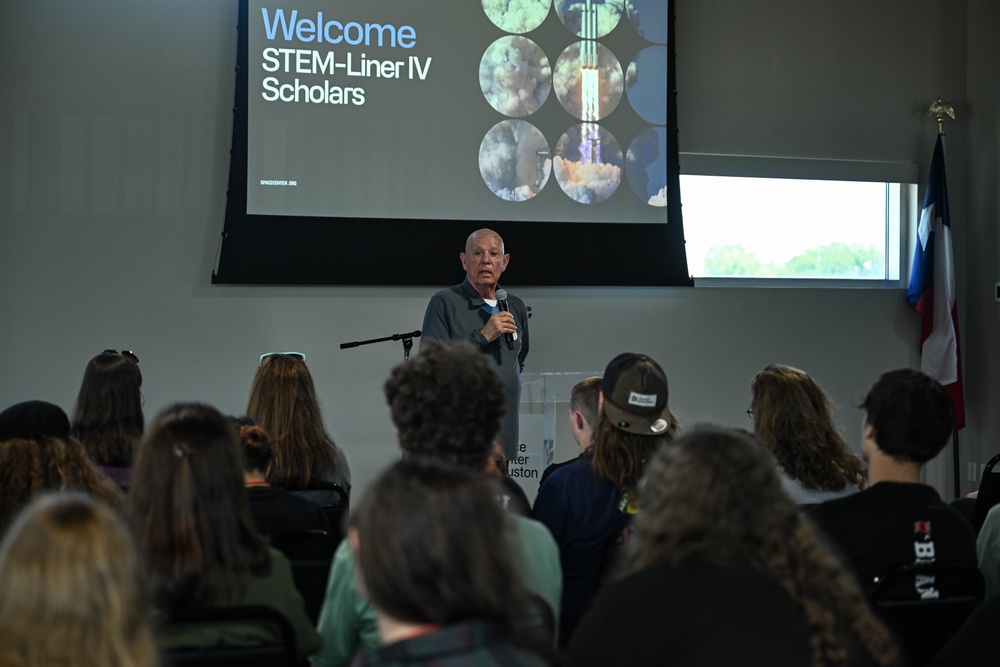 STEMLiner IV takes students out of this world