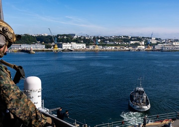 USS Oak Hill Departs Brest, France