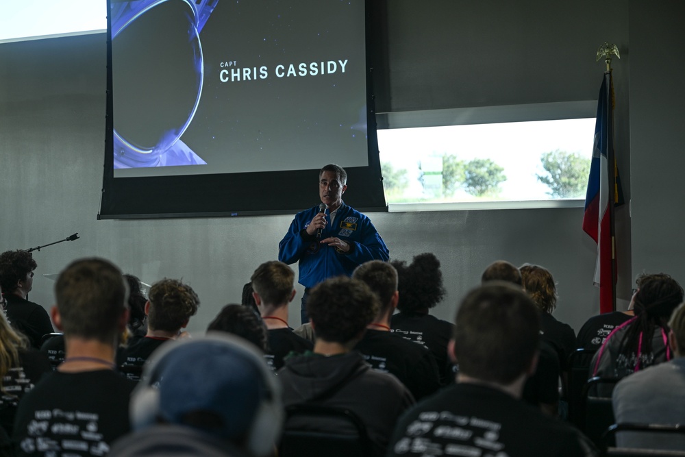 STEMLiner IV takes students out of this world