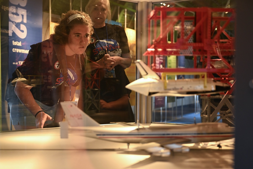 STEMLiner IV takes students out of this world