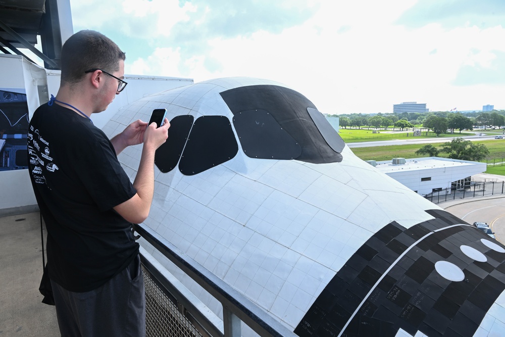 STEMLiner IV takes students out of this world