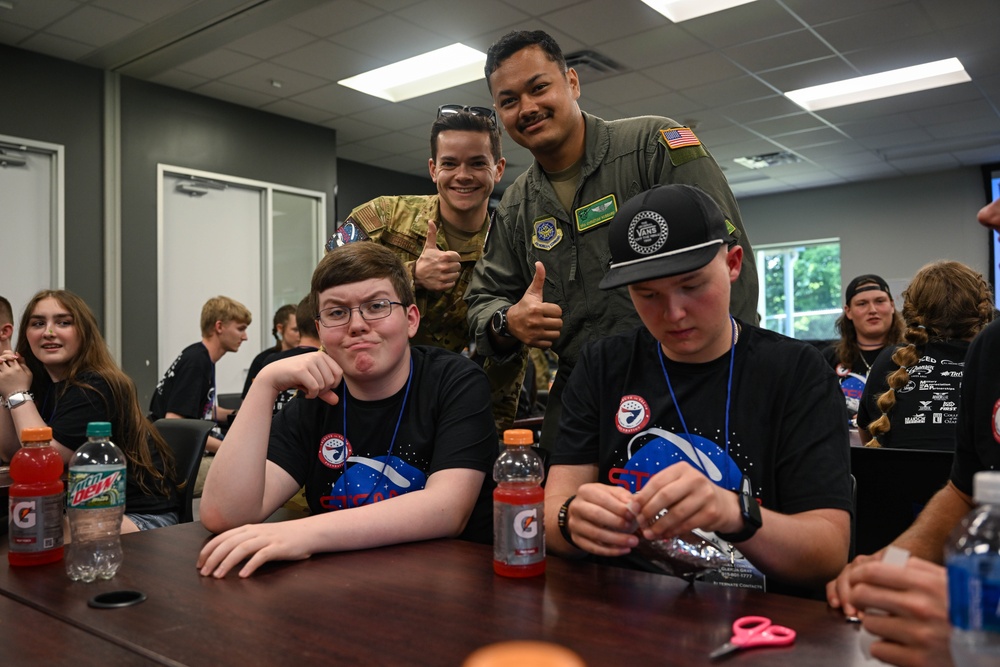 STEMLiner IV takes students out of this world